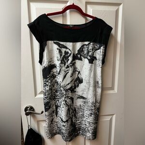 LA & JO Black & White summer dress SIZE Medium